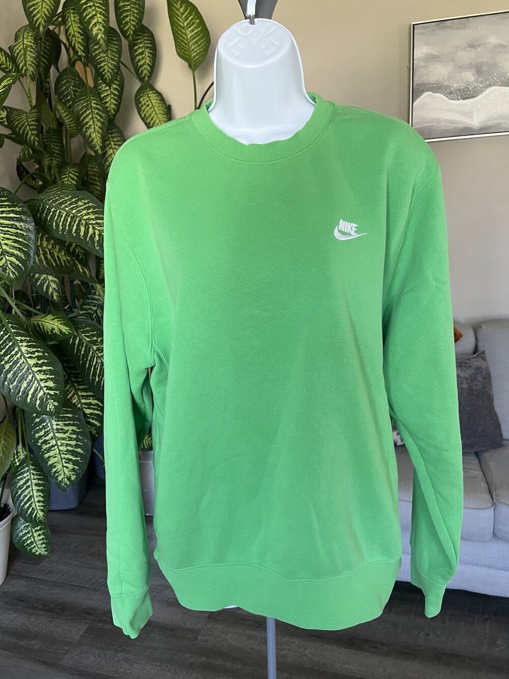 Green Nike Lounge Sweatshirt Size Medium #1020